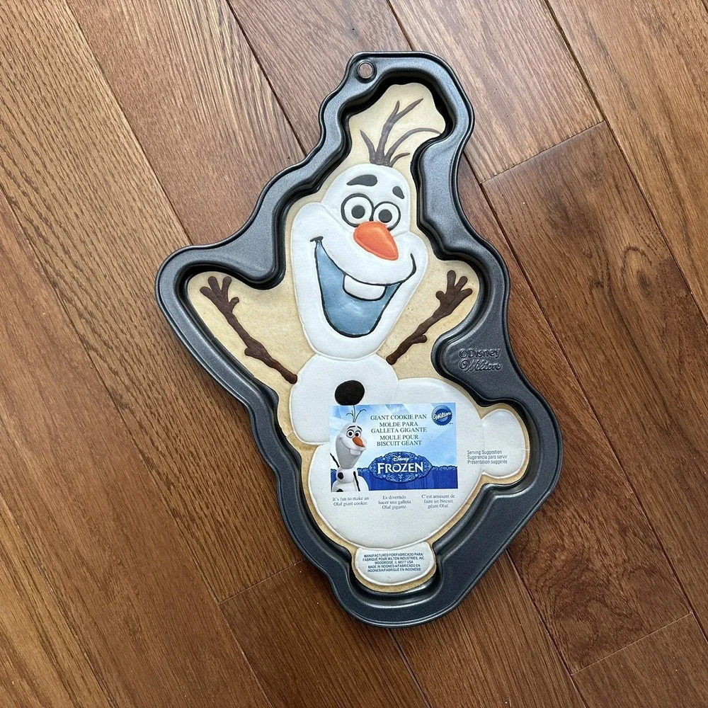 NEW‎ Wilton - Disney FROZEN OLAF Snowman - Giant Cookie Pan Cake Mold #2105-8500